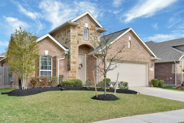 https://SharonL17.NewConstructionHomesForYou.com